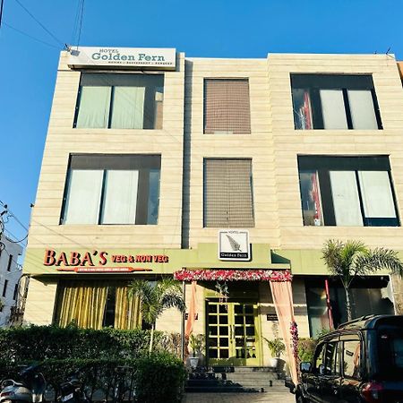 Hotel Golden Fern Patiāla Exterior photo